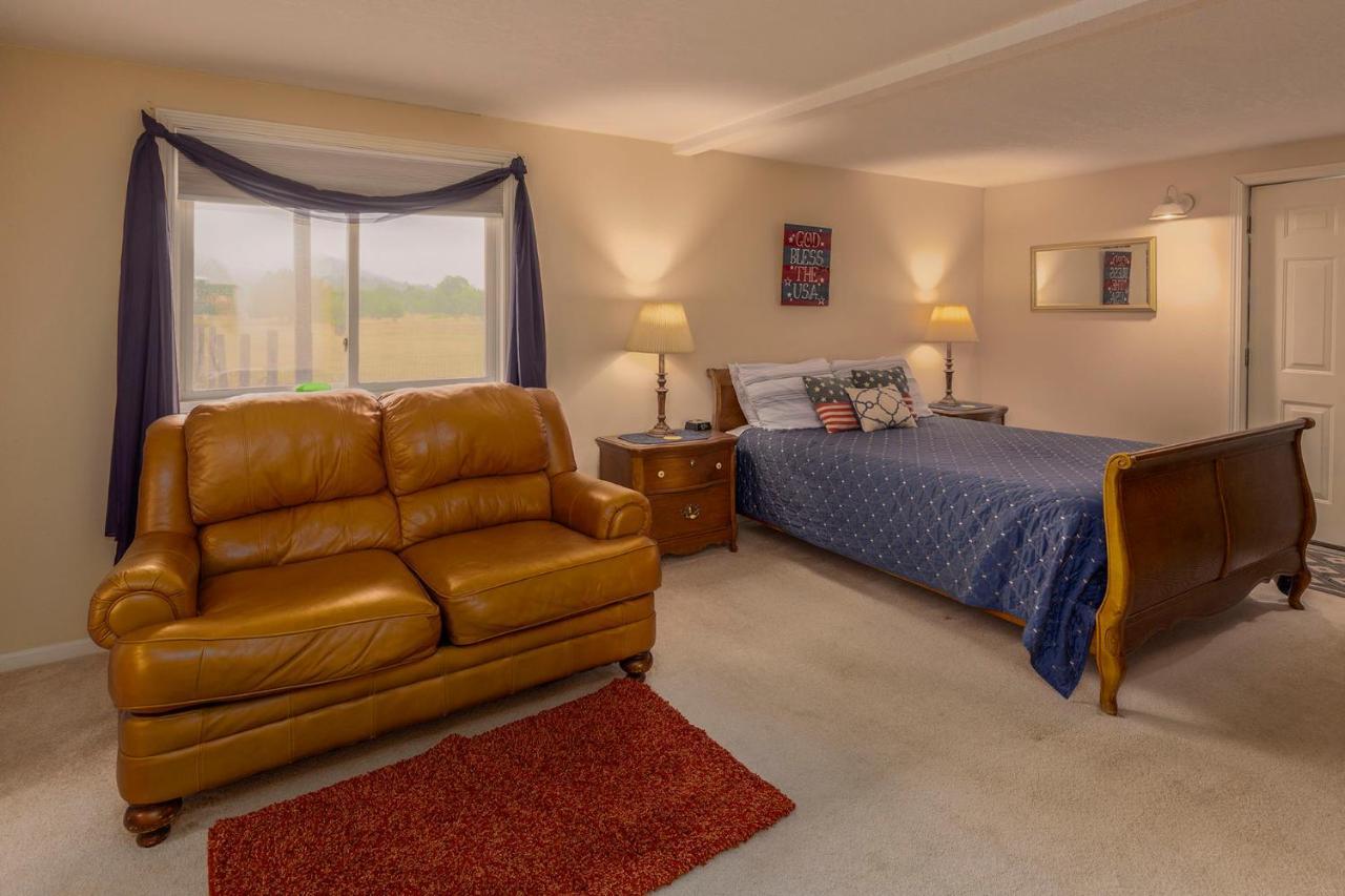 Sweetgrass Inn Bed & Breakfast مدينة رابيد المظهر الخارجي الصورة